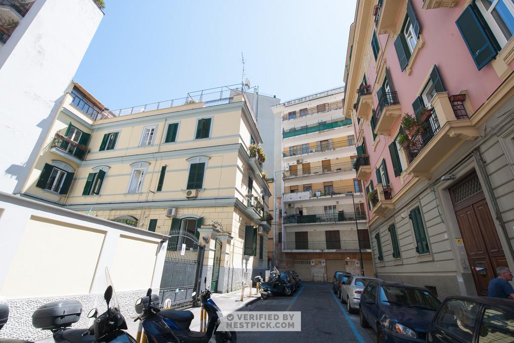 Cammarano 12 Home Neapol Pokoj fotografie